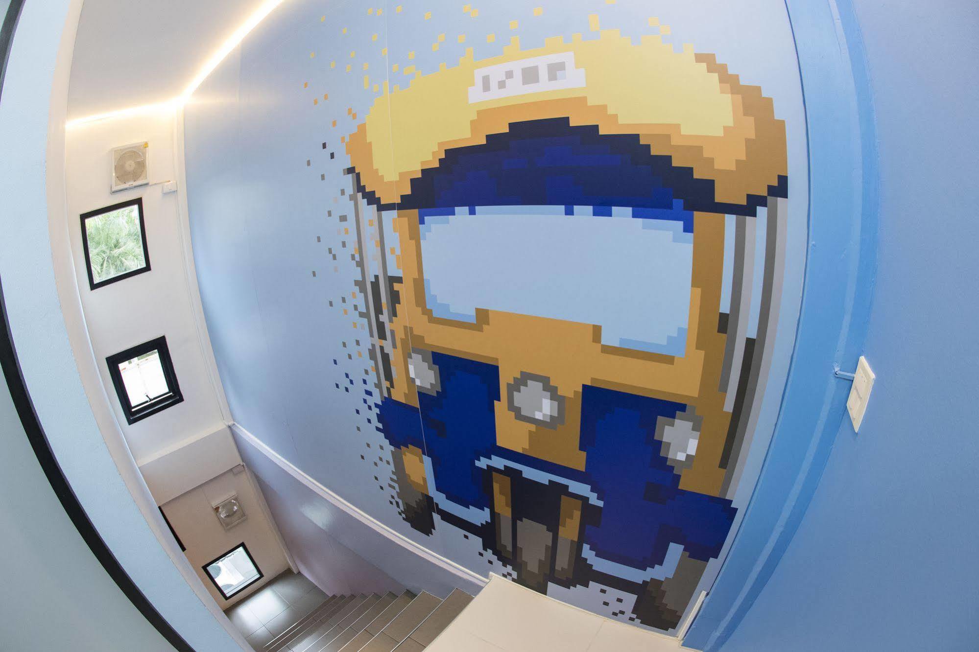 Pixellar Hostel 曼谷 外观 照片