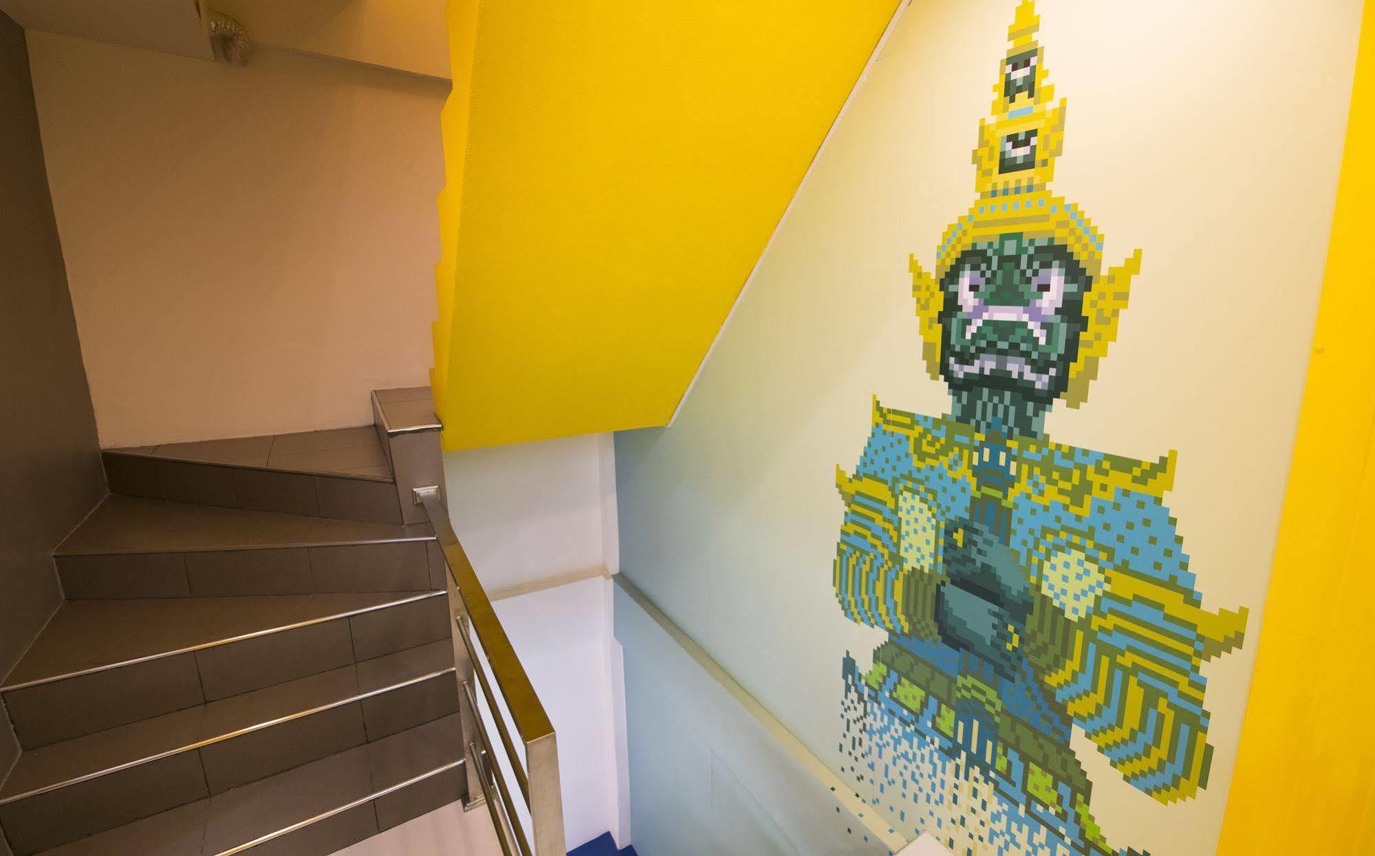 Pixellar Hostel 曼谷 外观 照片